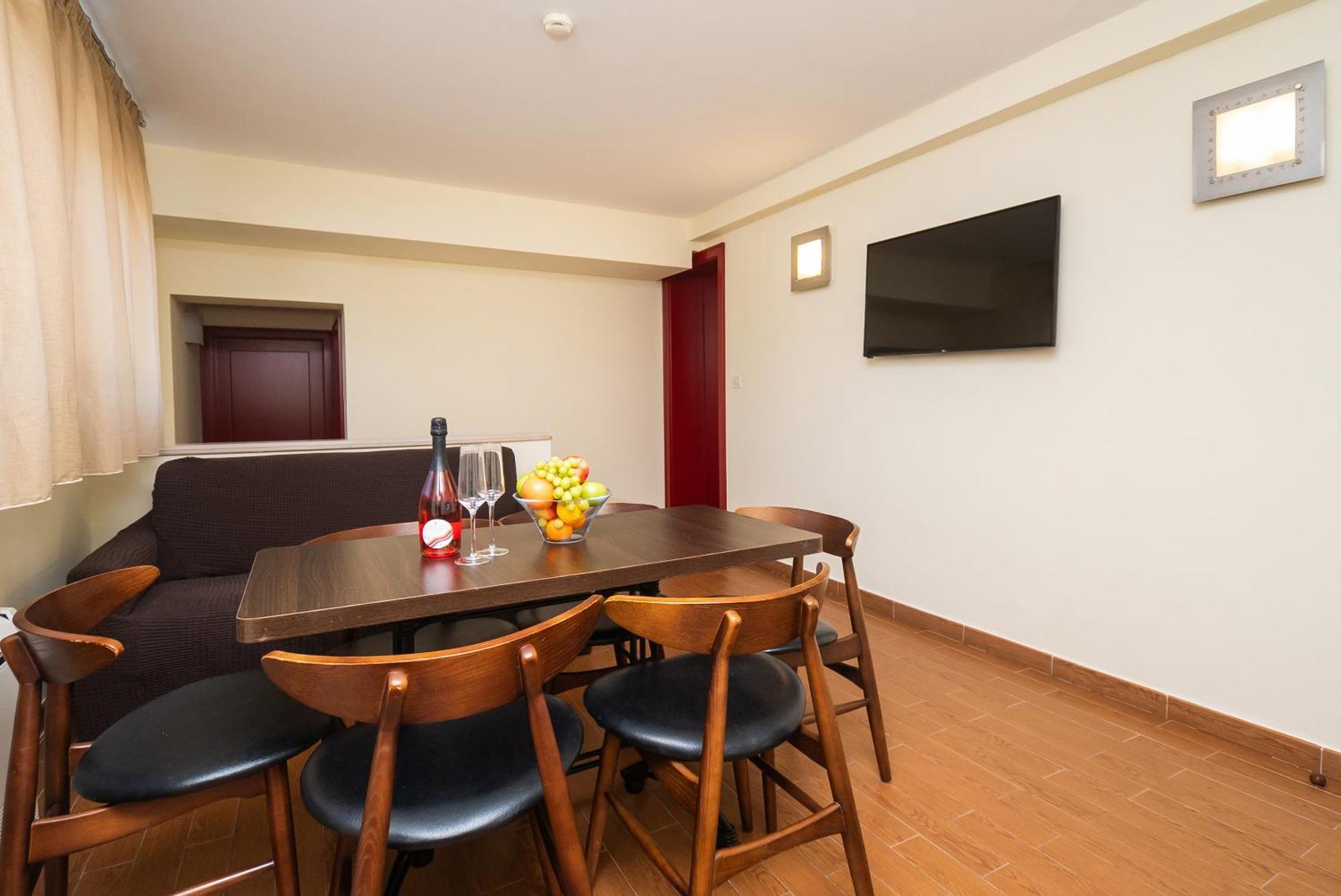 Amadria Park Apartments シベニク エクステリア 写真